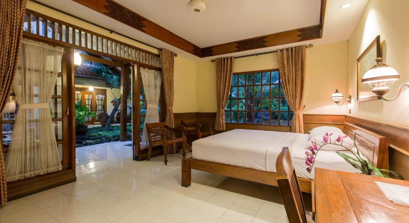 Guestroom Duta Garden Hotel