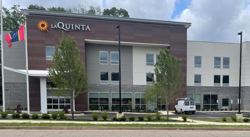 La Quinta Inn & Suites by Wyndham Olive Branch