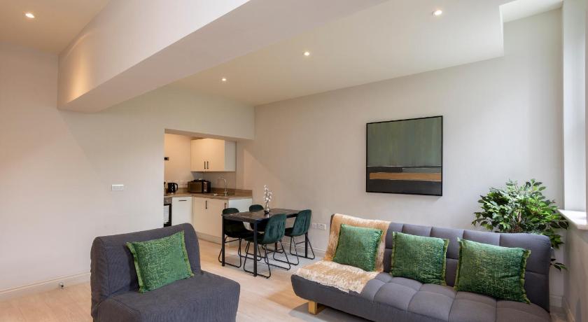 The Central Centenary, Leeds City Centre Apartments