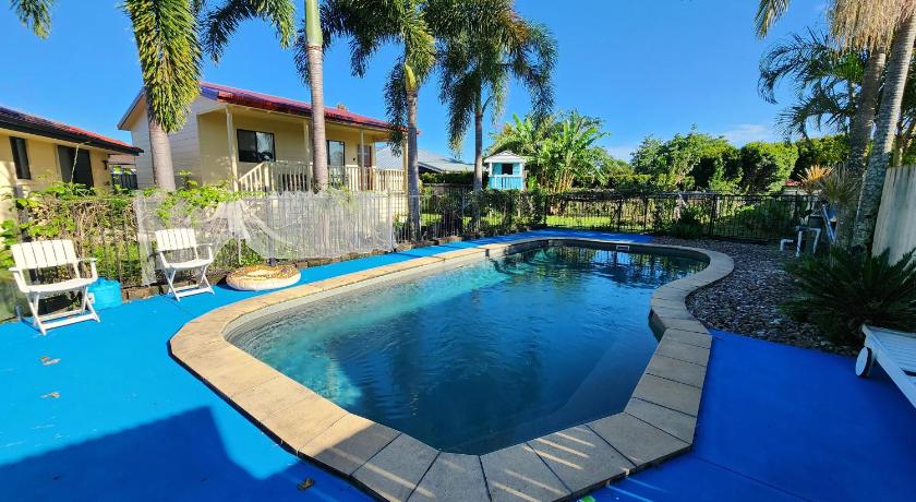Suburban Paradise With a Pool