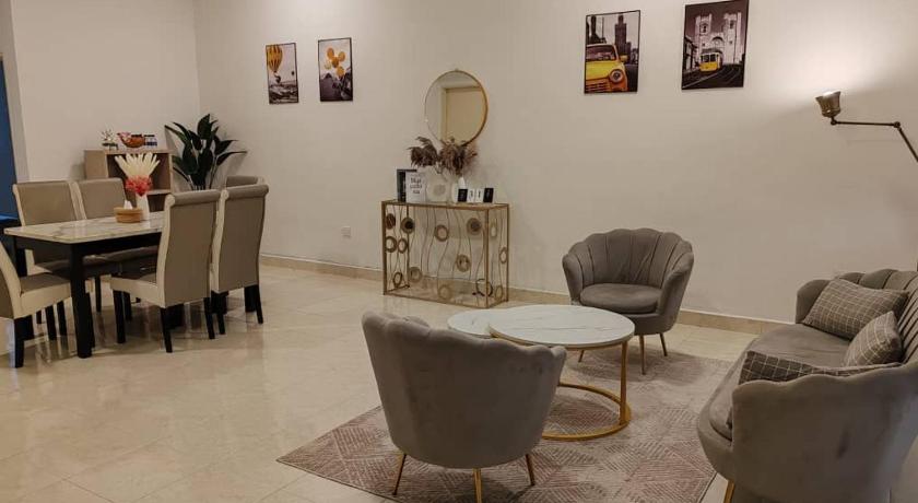 HomieDahlia Homestay Minimalist Live simply