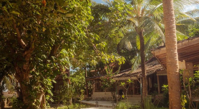 The Yellow Door Spa Retreat