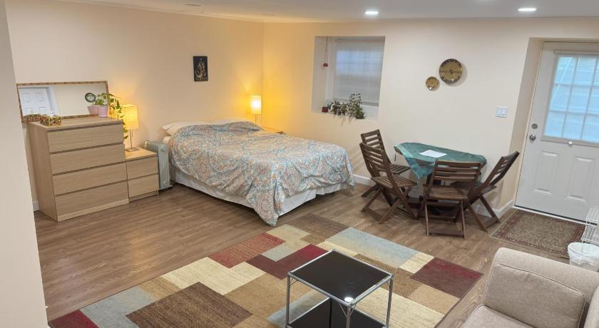 Private Walk-Out Suite & Kitchen