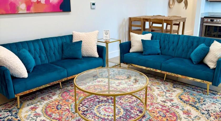 Boho Bliss Downtown Apartment in Historic Pilot Mountain