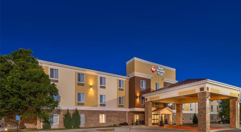 Best Western Plus Liberal Hotel & Suites