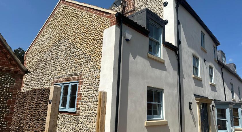 2 High Silver House