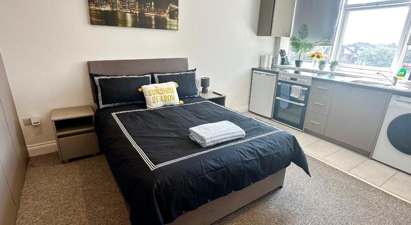 Sunny Modern, Private Apartment,15 Mins To Central London