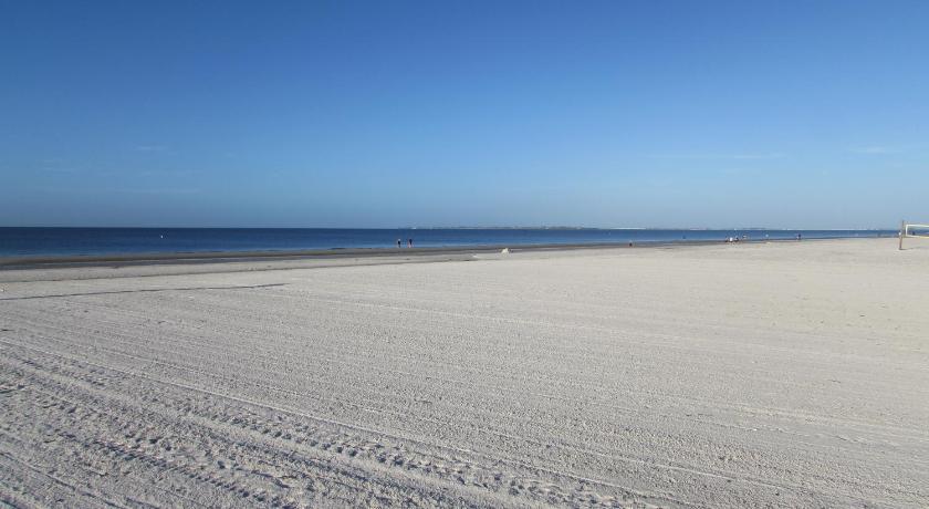 Edison Beach House