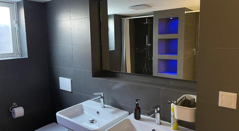 Blauer Stein 07 Haus