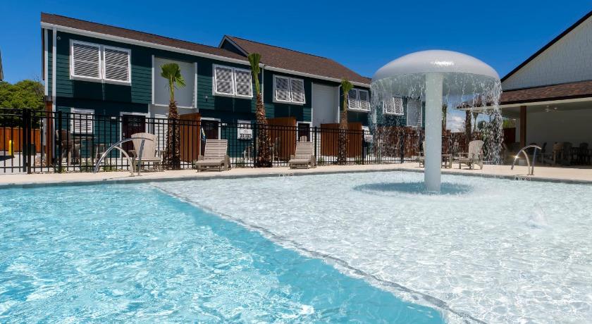B3 At Little Bay Landing