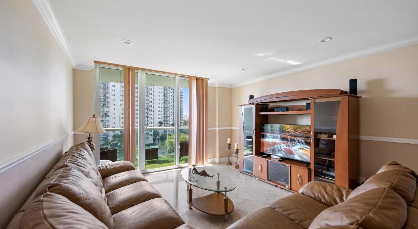 Entire Condominium in Sunny Isles