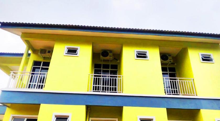 Crystal Beach Inn Terengganu