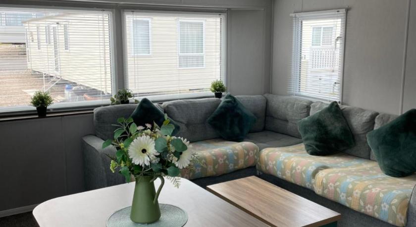 J4 Lossiemouth Bay Caravan Park