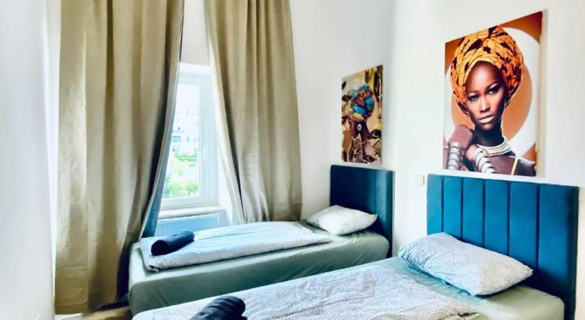 Cozy 4-Bedroom shared Apartment ,Perfect for Groups