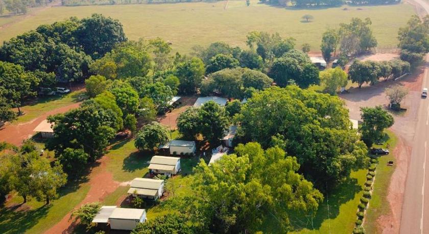 Banyan Tree Holiday Park