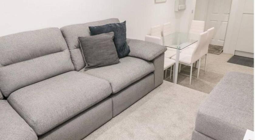 Falmouth Retreat - Family stays