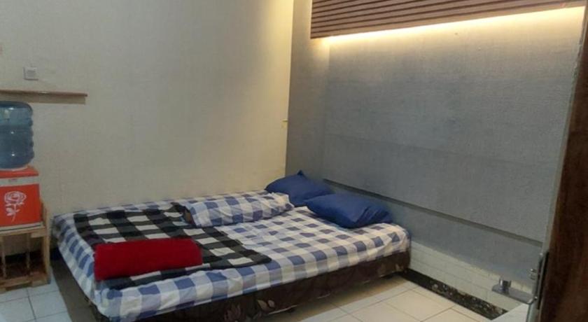 She Guest House