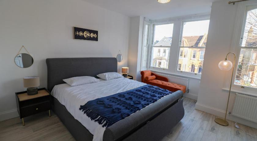Absam Homes