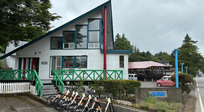 Manor House