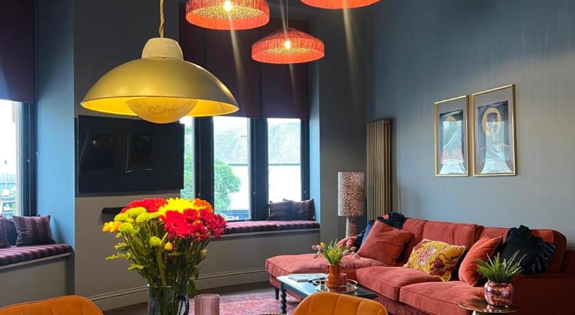 The Bank Aparthotel by Coorie Doon Stays