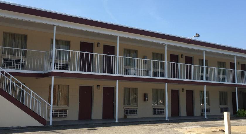 Fort Eustis Inn