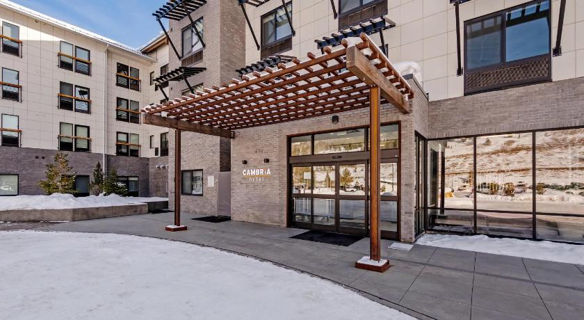 Cambria Hotel Copper Mountain