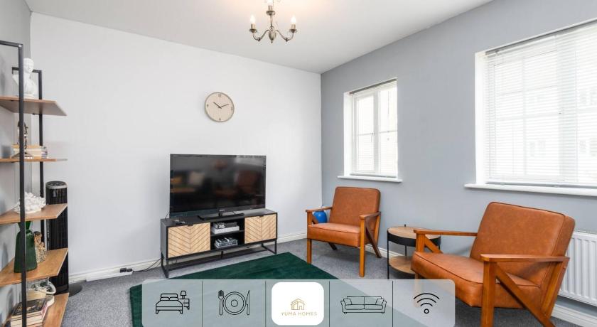 Three Bedroom House By The Yuma Homes Short Lets & Serviced Accommodation In Ashford With Free Wifi