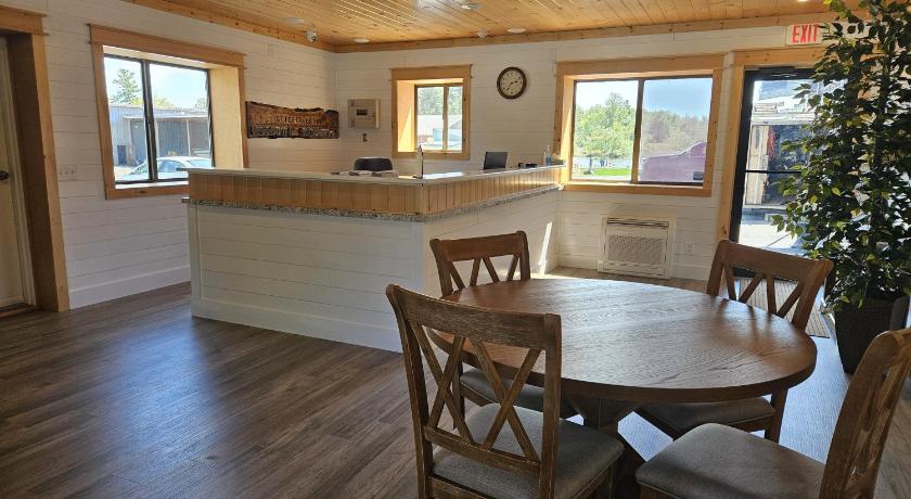 Otter Creek Inn