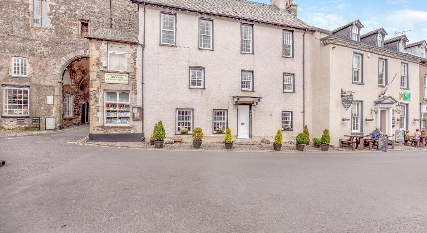 Cartmel Place