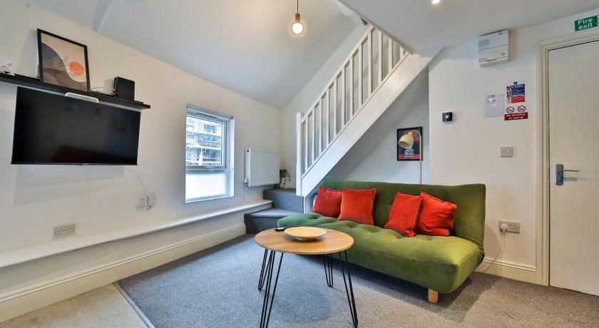 Modern 1-Bed Flat near Cardiff City Centre