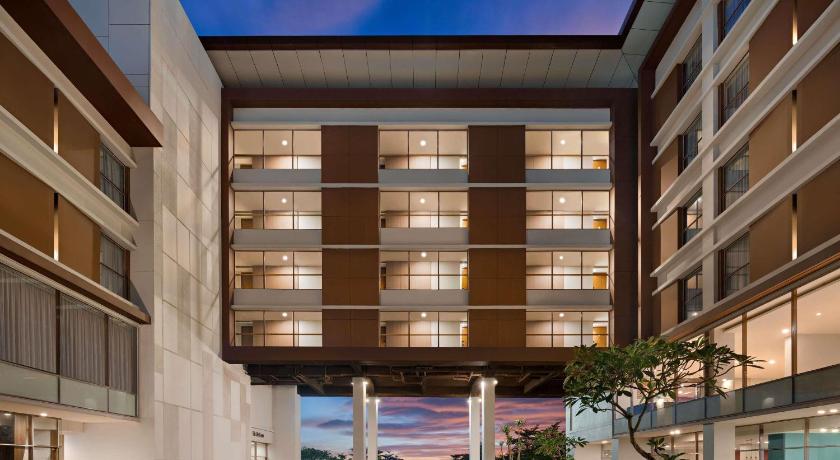 Mercure Padang Hotel