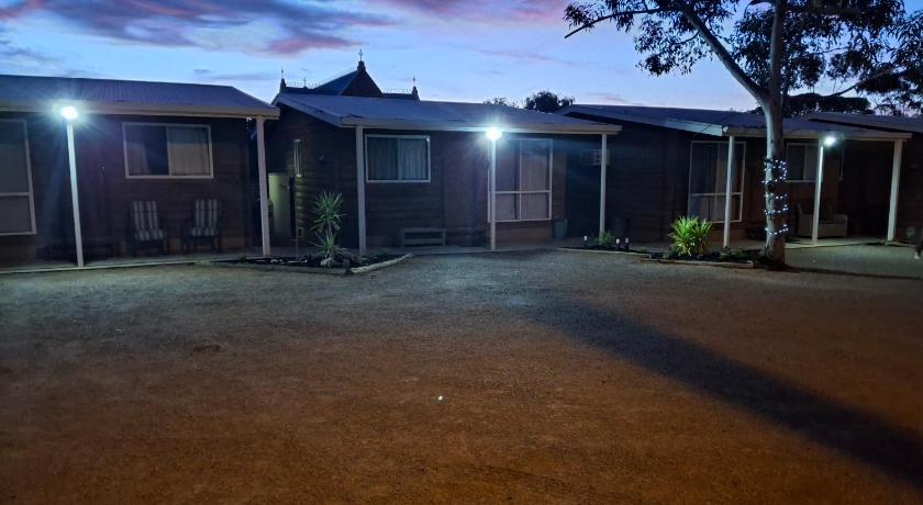 Hawker cabins