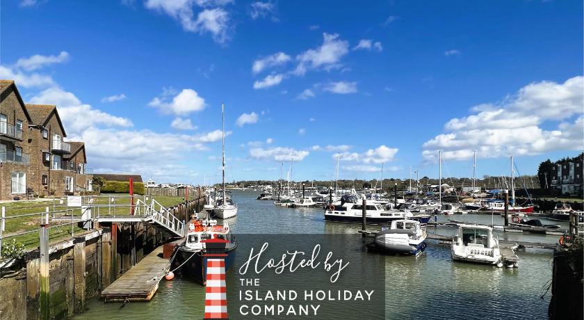 North Quay - Pet friendly Luxury Townhouse overlooking Bembridge Harbour