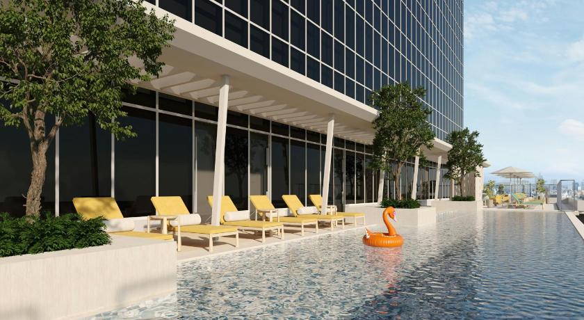 Aloft Jakarta Kebon Jeruk