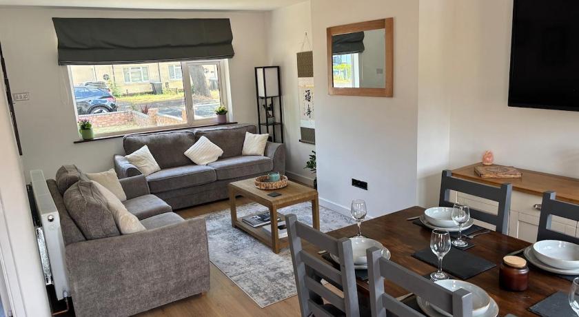 3 bed home - Stratford Upon Avon