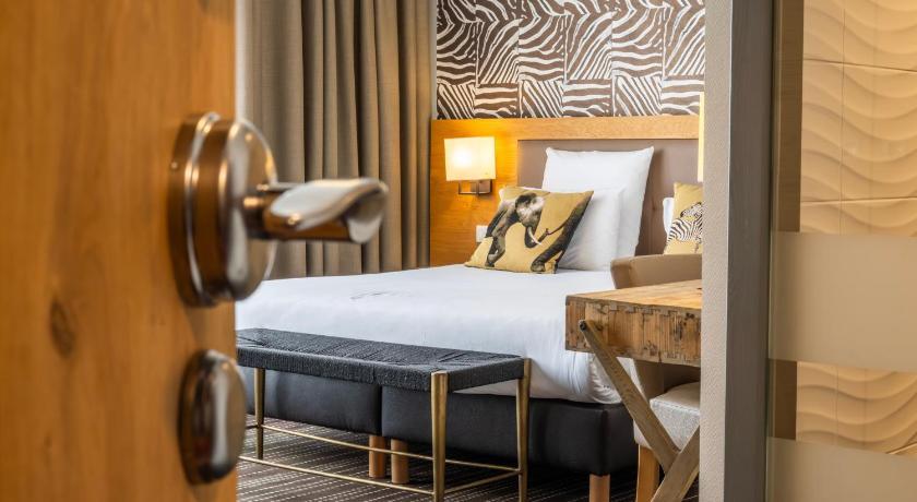 Le Lodge Brit Hotel Strasbourg Zenith