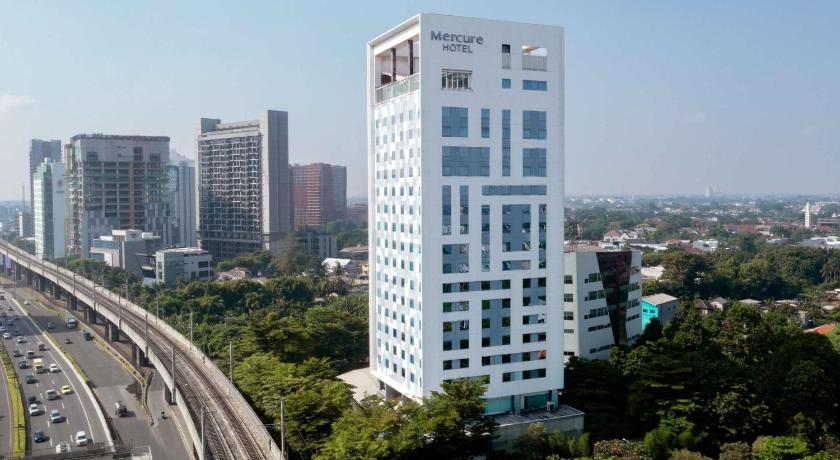 Mercure Jakarta Simatupang Hotel