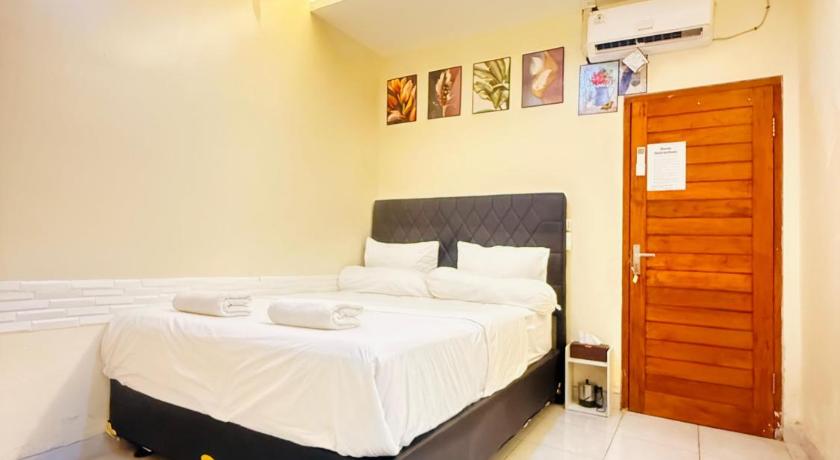 Home Stay Room in Bali Near Legian Beach