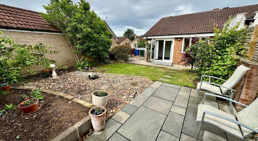 Cosy bungalow Branton Doncaster near Yorkshire wildlife park and doncaster centre