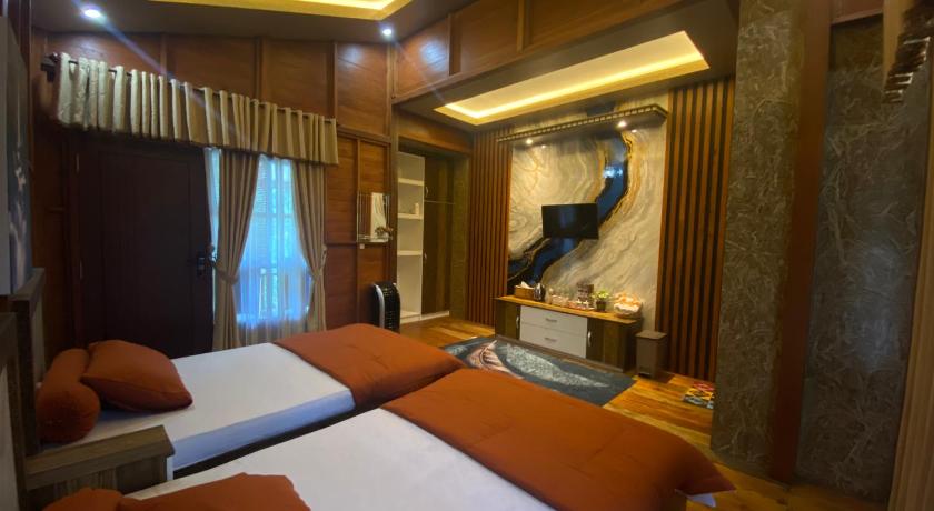 Alam Semeru, Traditional Indonesian Homestay