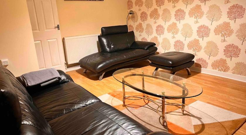Whole 1 bed flat in Northampton