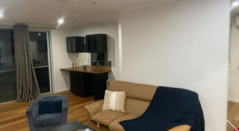 Modern 3BR home, Close to parliament , Canberra