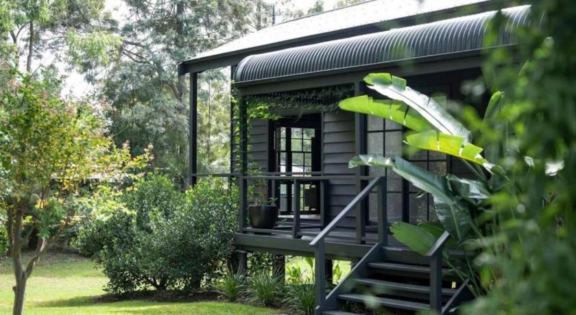Eune House