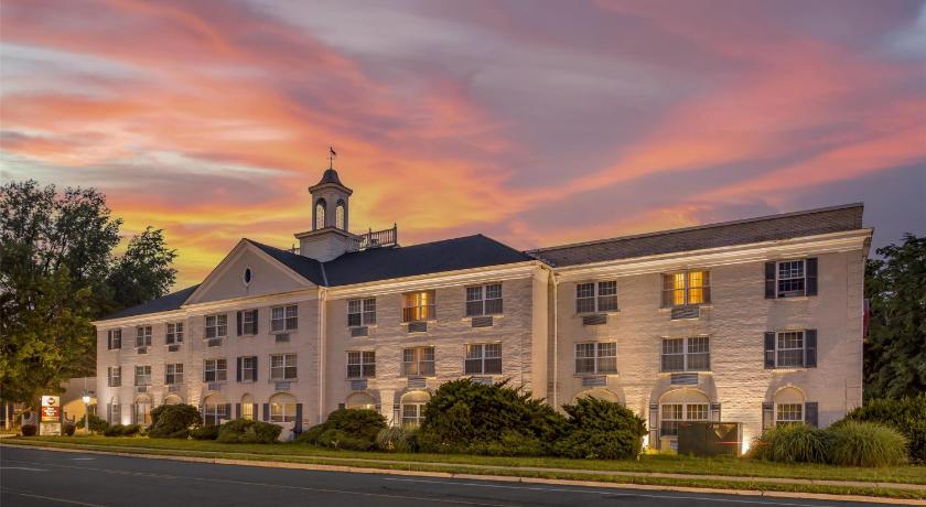 Best Western Plus Morristown Inn