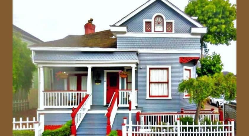 Pacific Grove Inn