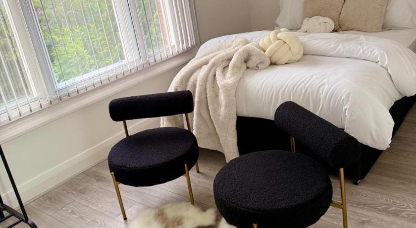 The Botanica, Stylish Edgbaston Escape with Garden Charm