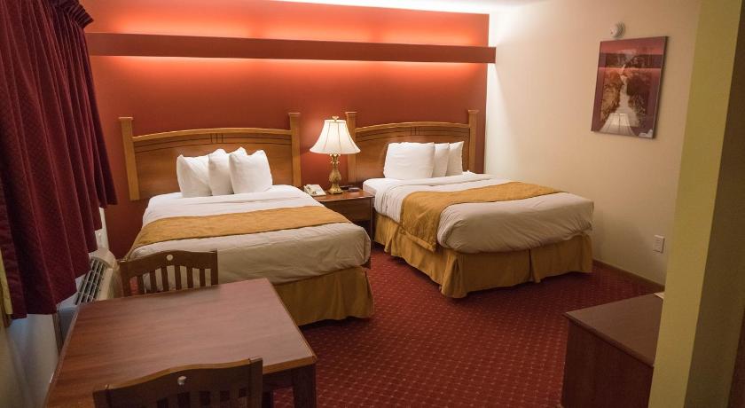 Shepherd Mountain Inn & Suites