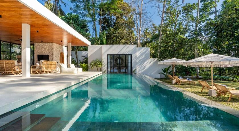 Fire Fly Villa