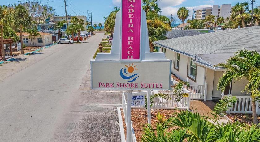 Park Shore Suites of Madeira Beach #5! Fall Promo, Newly Remodeled, Steps to the Beach and Pet Frien