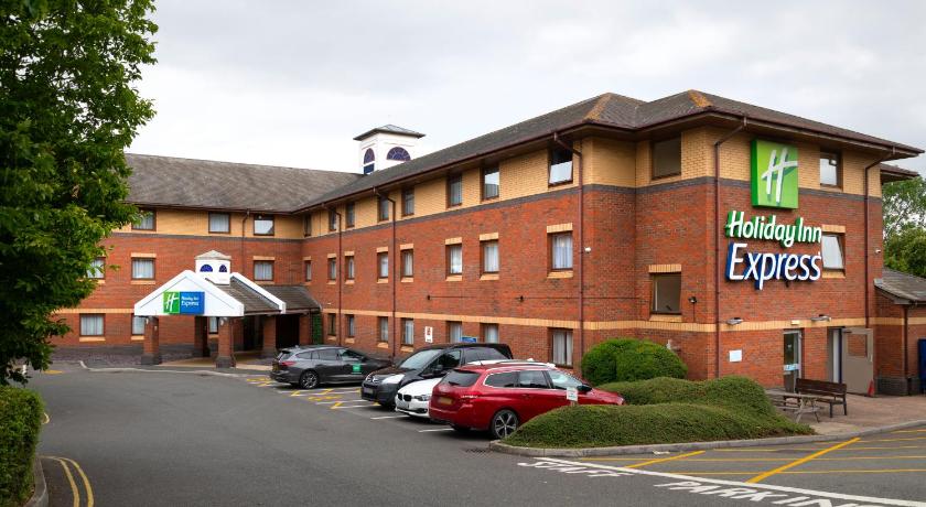 Holiday Inn Express Exeter East By IHG